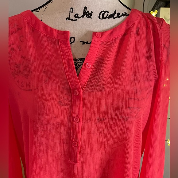 Candies- Sweet oversized blouse in a beautiful bright coral color, Size Large - Picture 11 of 14